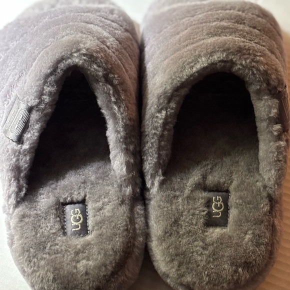 UGG Fluff You Grey Slides Women’s Size 10 #1117473 Brand New No Box - Picture 2 of 4